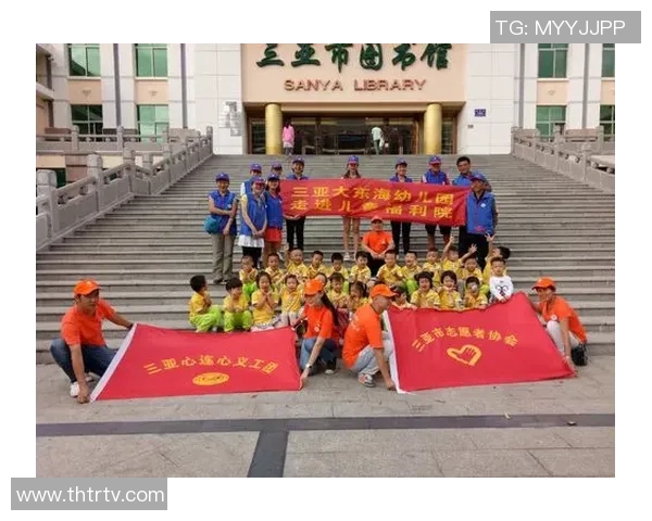 足球明星携手助力患病儿童实现进球梦想温暖人心的感人故事