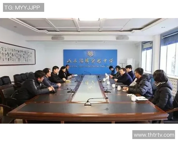 创新体育教师足球培训方案提升学生运动技能与团队合作能力